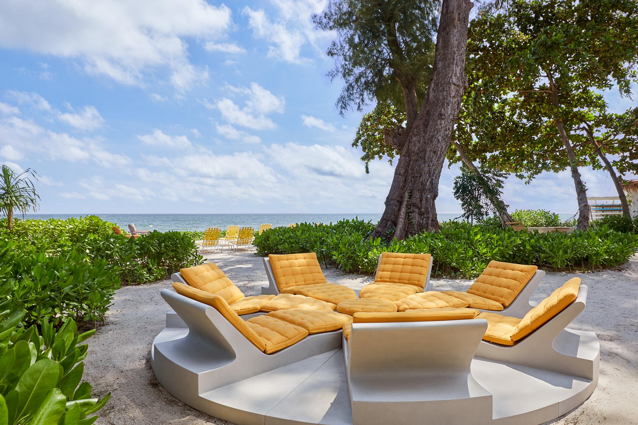 The Standard, Hua Hin Hotel Eksteriør billede The Beach Club